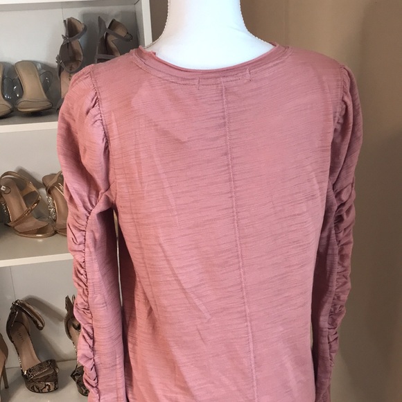 Free people long ruffled sleeved t shirt size M - Picture 4 of 9
